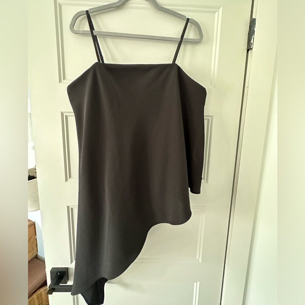 White House black market black asymmetrical top size 12